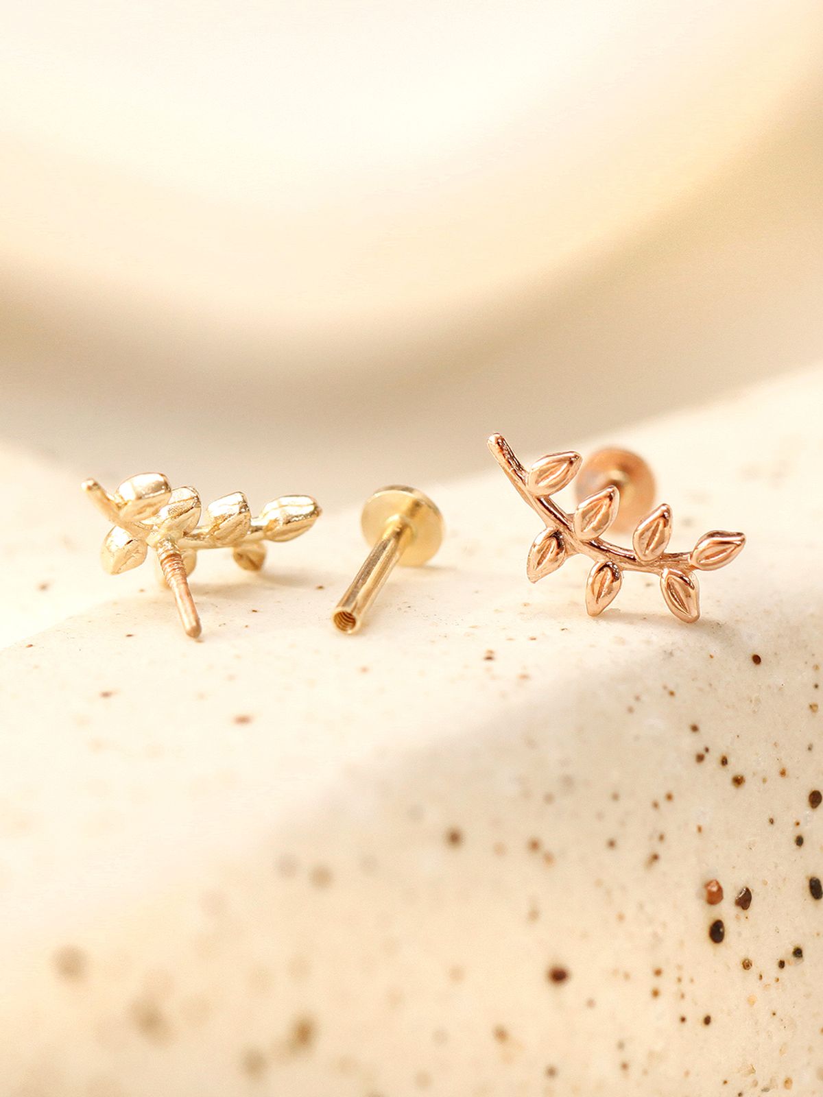 미니멀피어싱(MINIMALPIERCING) 14K 인터널 나뭇잎 라블렛 피어싱