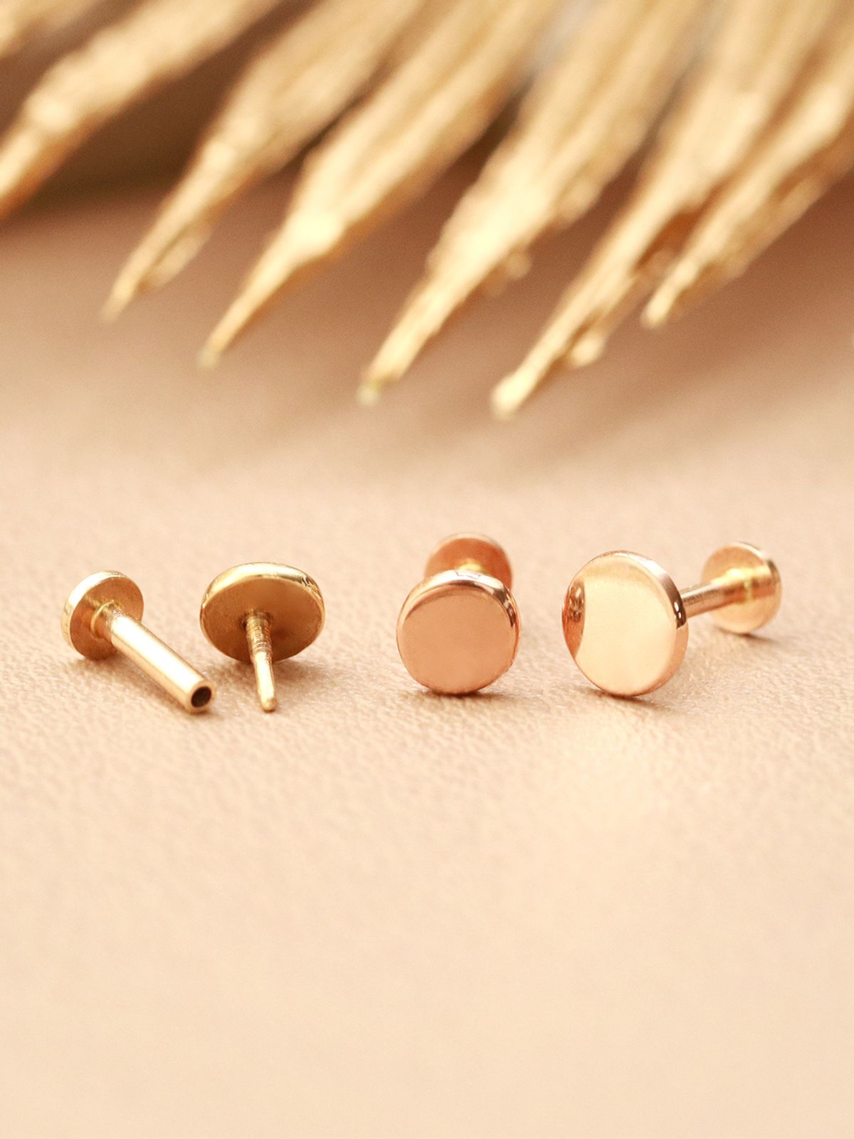 미니멀피어싱(MINIMALPIERCING) 14K 인터널 골드 납작 라운드 라블렛 피어싱