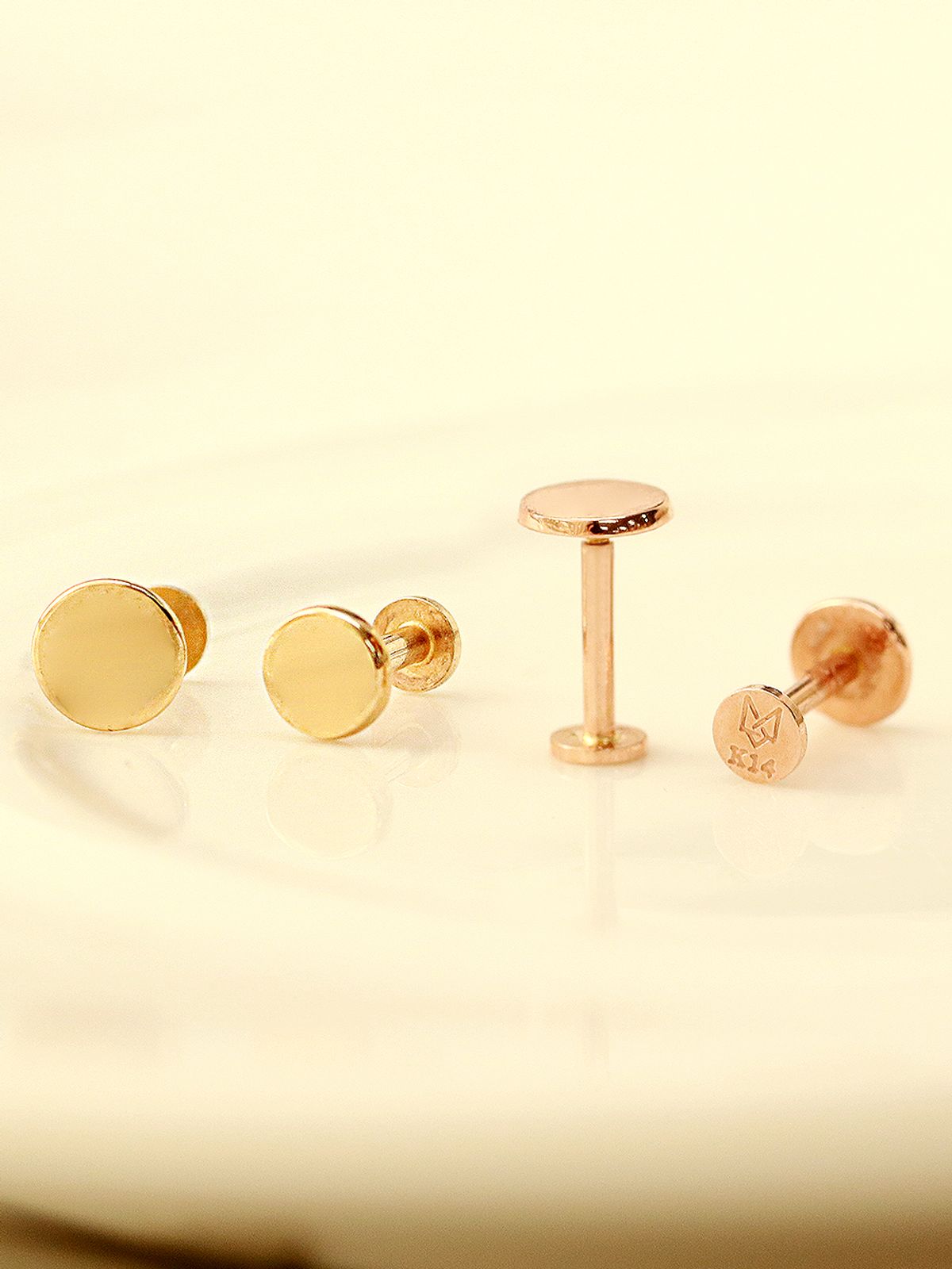 미니멀피어싱(MINIMALPIERCING) 14K 인터널 골드 납작 라운드 라블렛 피어싱
