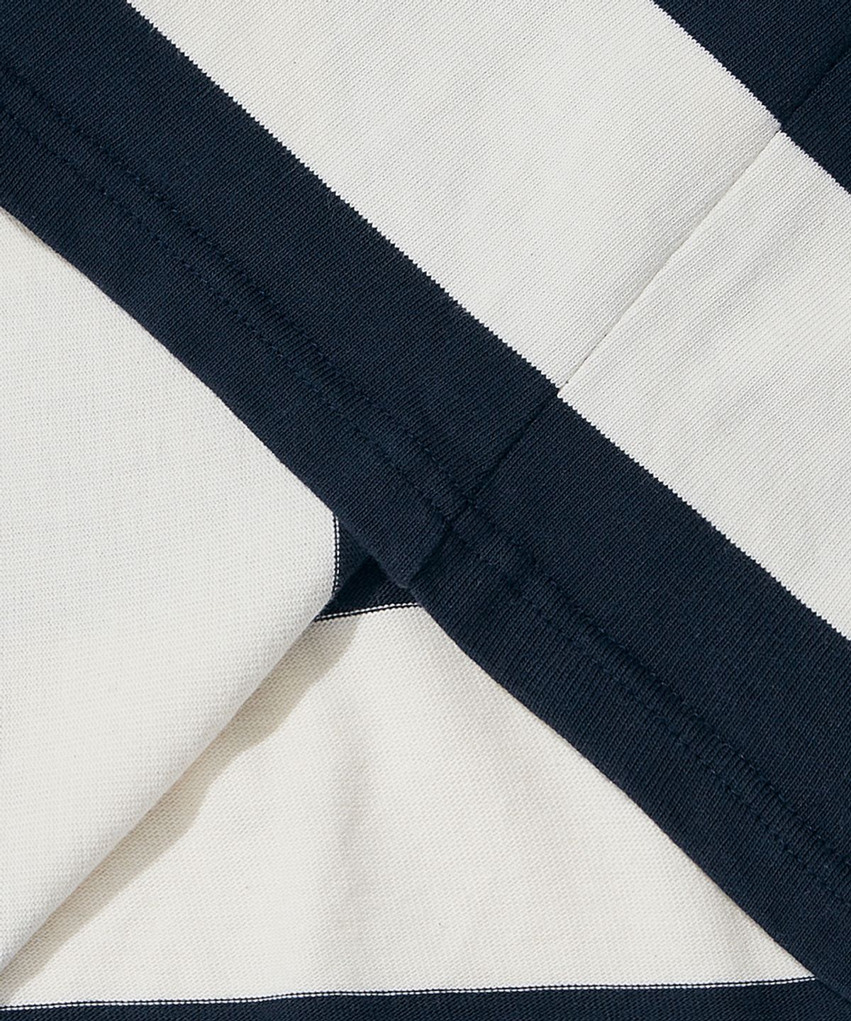 아웃스탠딩(OUTSTANDING) BORDER TEE_NAVY/IVORY
