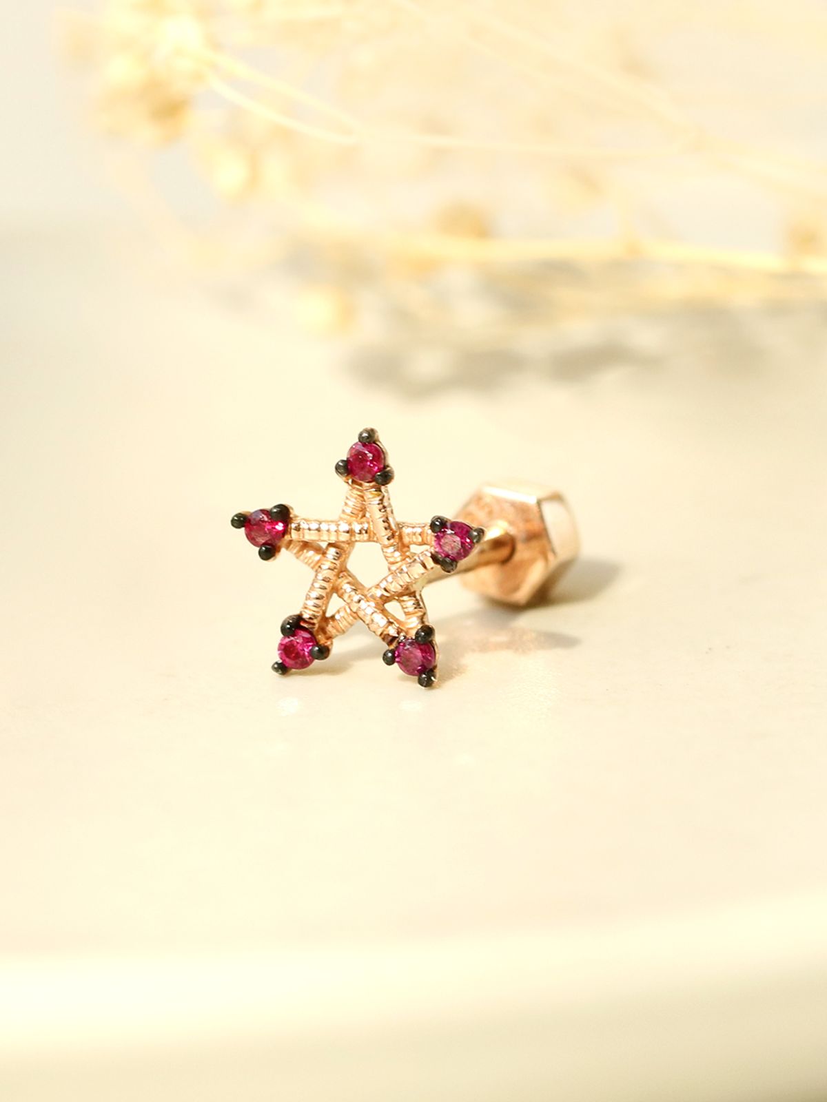미니멀피어싱(MINIMALPIERCING) 14K 블랙 포인트 큐빅 별 피어싱