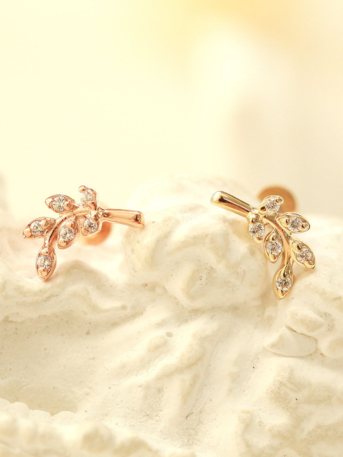 미니멀피어싱(MINIMALPIERCING) 14K 인터널 큐빅잎 리프 라블렛 트라거스 피어싱
