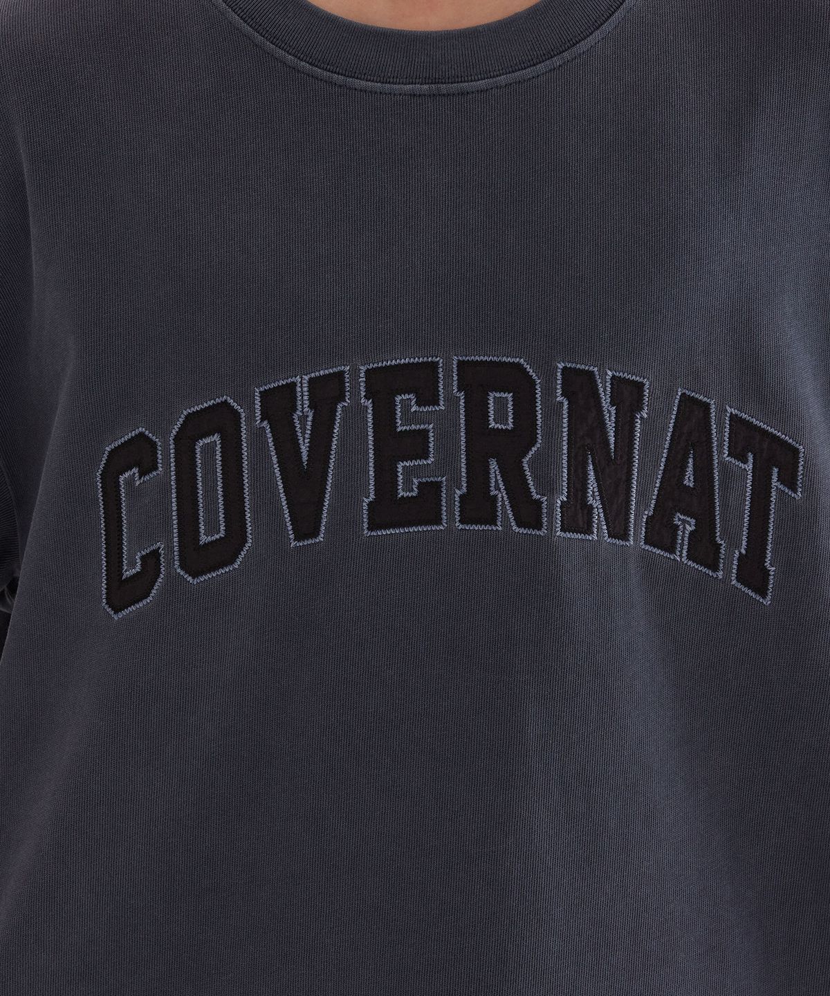 커버낫(COVERNAT) 아치 아플리케 다잉 티셔츠 Dark Navy