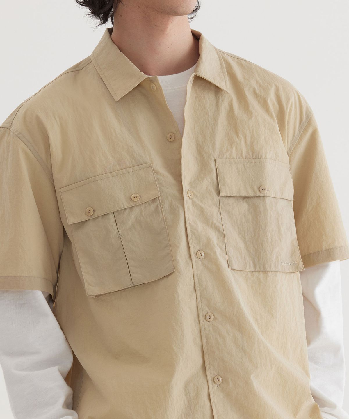 커버낫(COVERNAT) 나일론 퍼티그 하프 셔츠 Beige