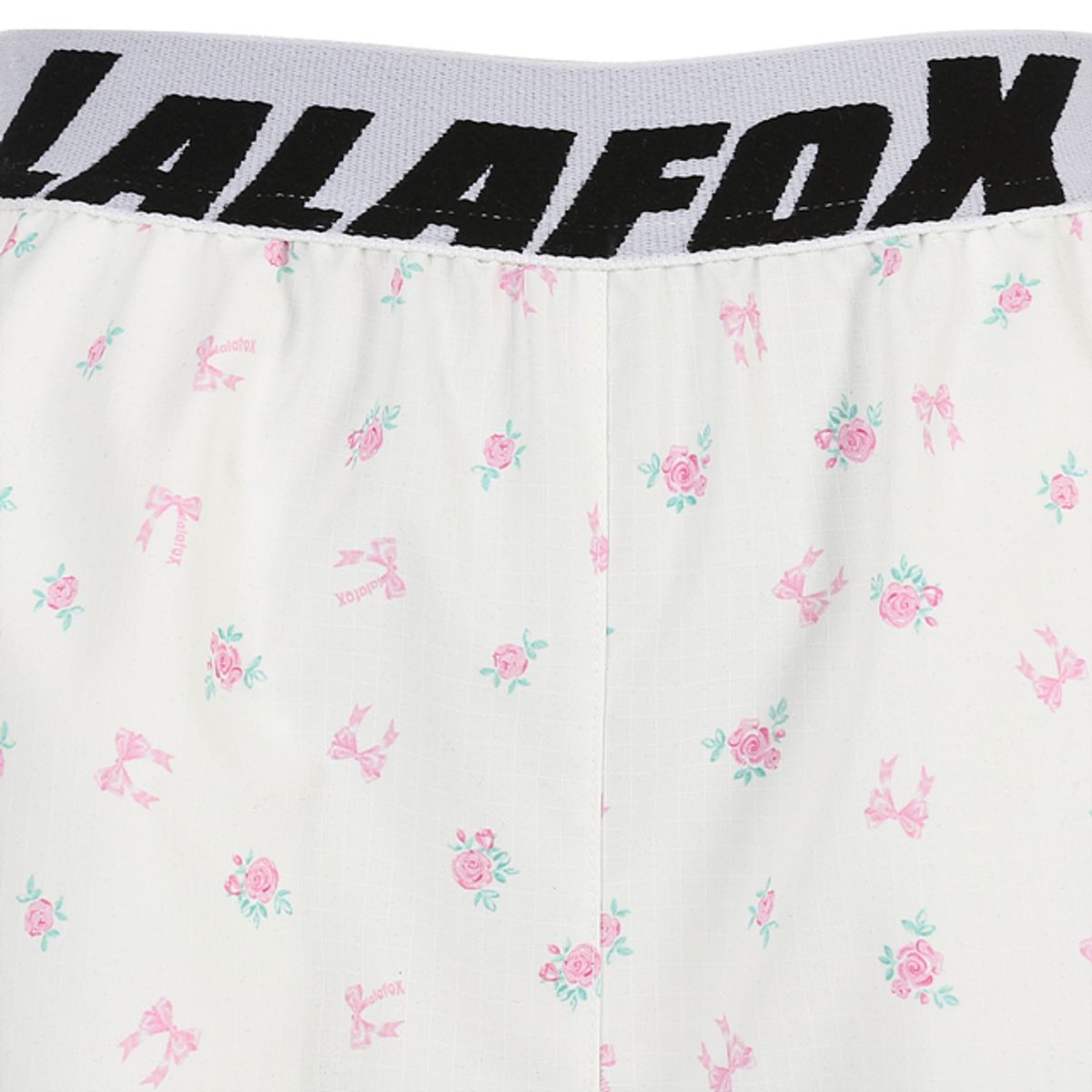 라라폭스(LALAFOX) FLOWER PRINT WIDE TRACK PANTS 나일론 트랙 팬츠 WHITE BR2WP001