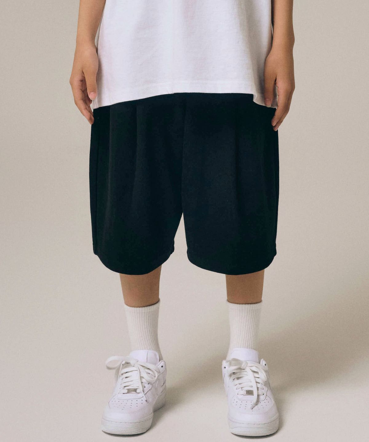 테이크이지 키즈(TAKEASY KIDS) 자이언트핏 원턱 메쉬 스웻 쇼츠 (블랙)