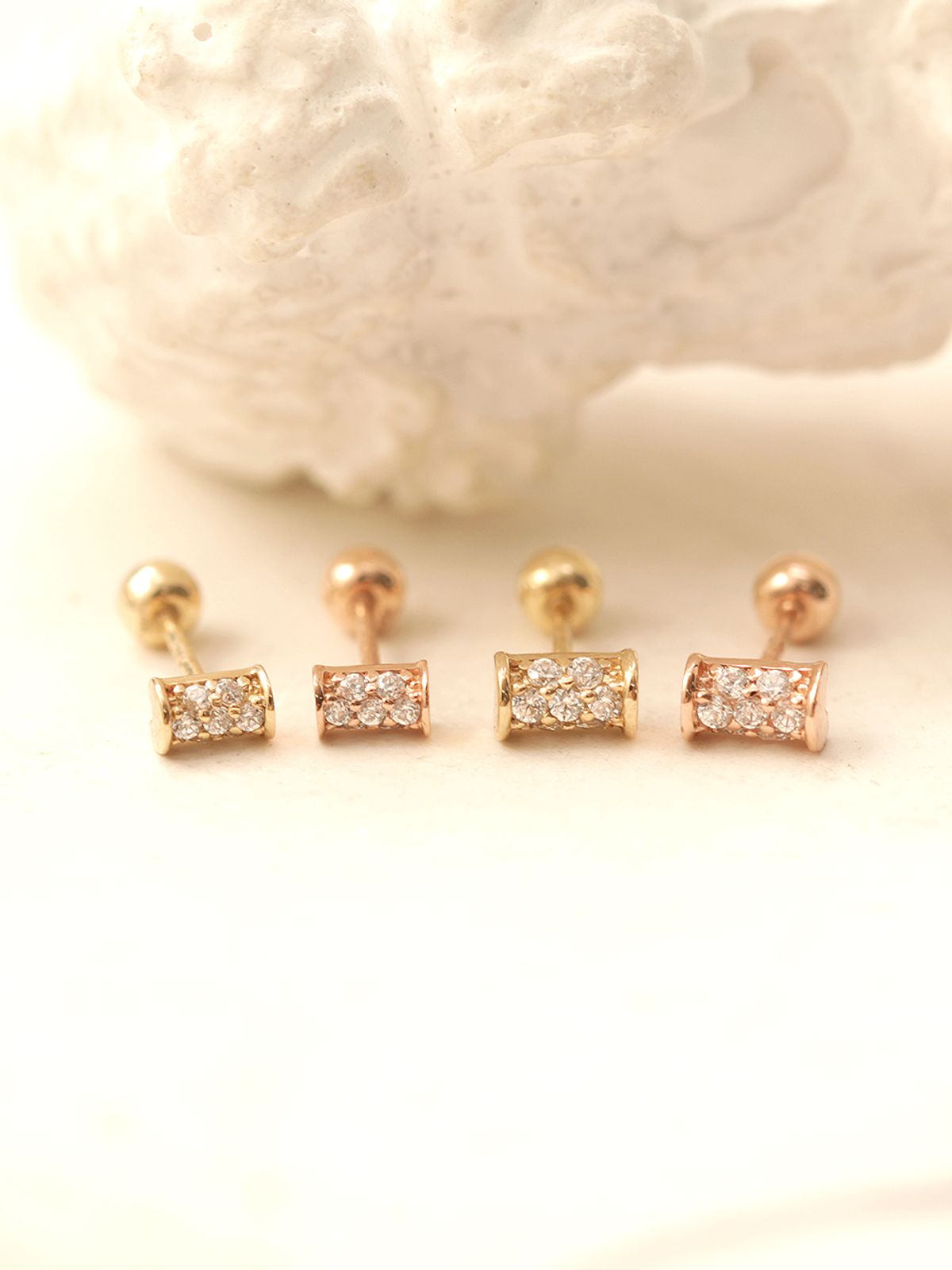 미니멀피어싱(MINIMALPIERCING) 14K 미니 해머 큐빅 피어싱 귀걸이