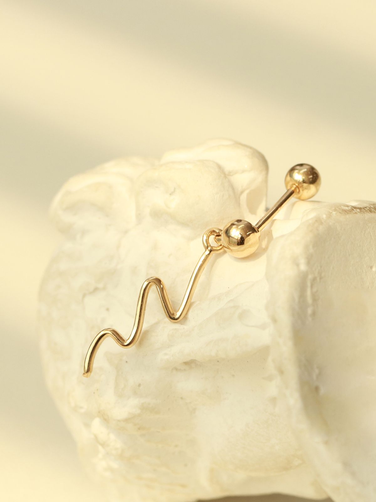 미니멀피어싱(MINIMALPIERCING) 14K 웨이브 드롭 볼 피어싱 귀걸이