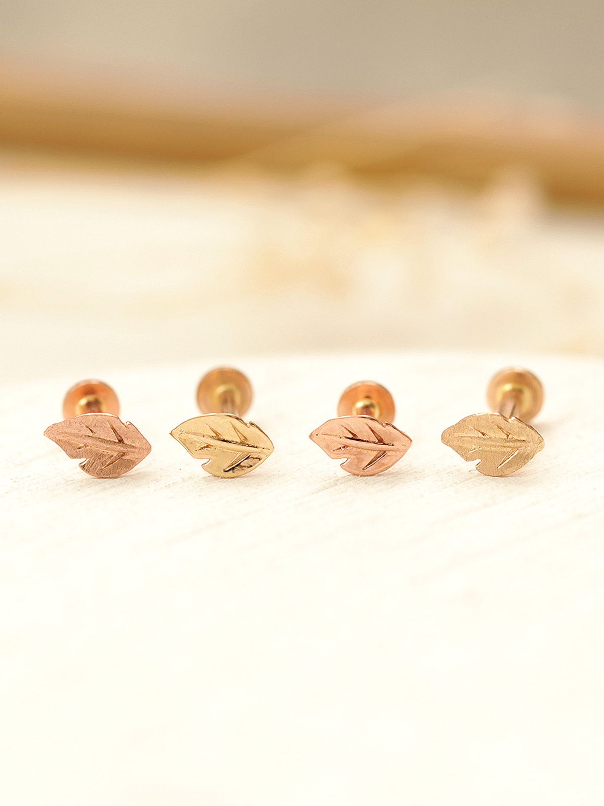미니멀피어싱(MINIMALPIERCING) 14K 인터널 미니 리프 라블렛 피어싱