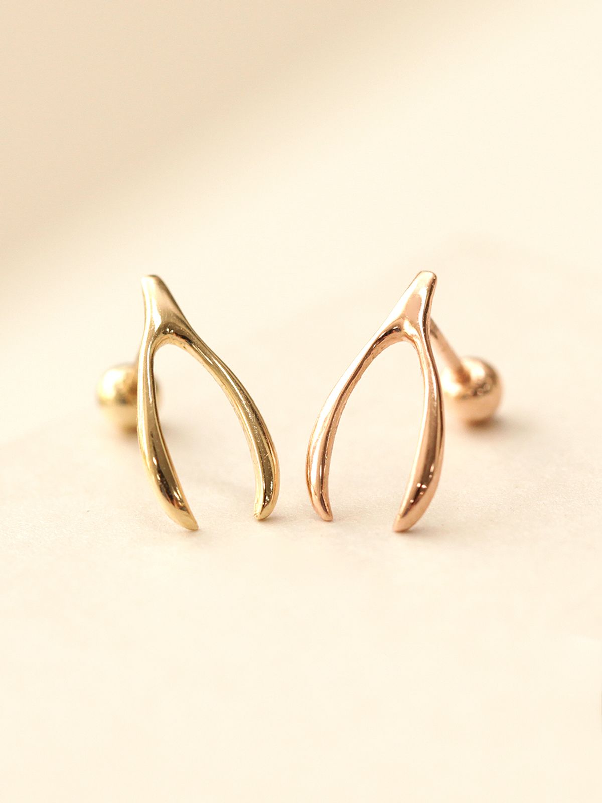 미니멀피어싱(MINIMALPIERCING) 14K 위시본 피어싱 귀걸이