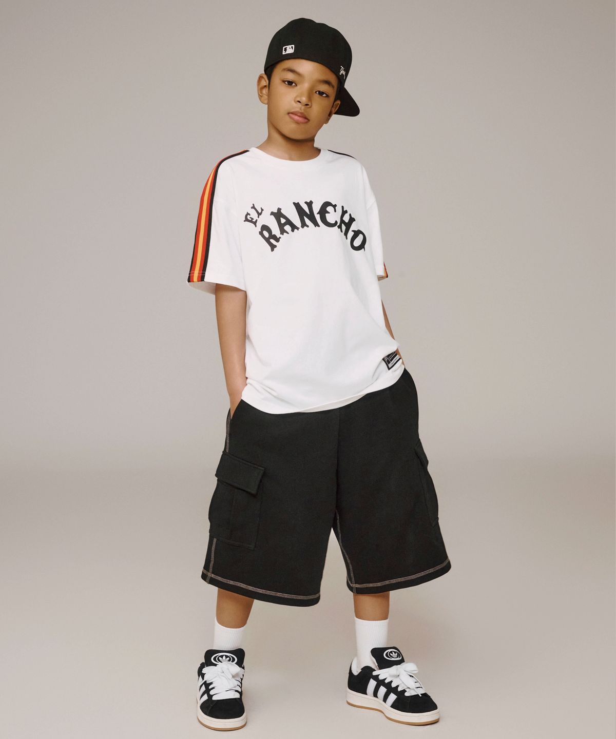 테이크이지 키즈(TAKEASY KIDS) 자이언트핏 크루 라인 티셔츠 (오프화이트)