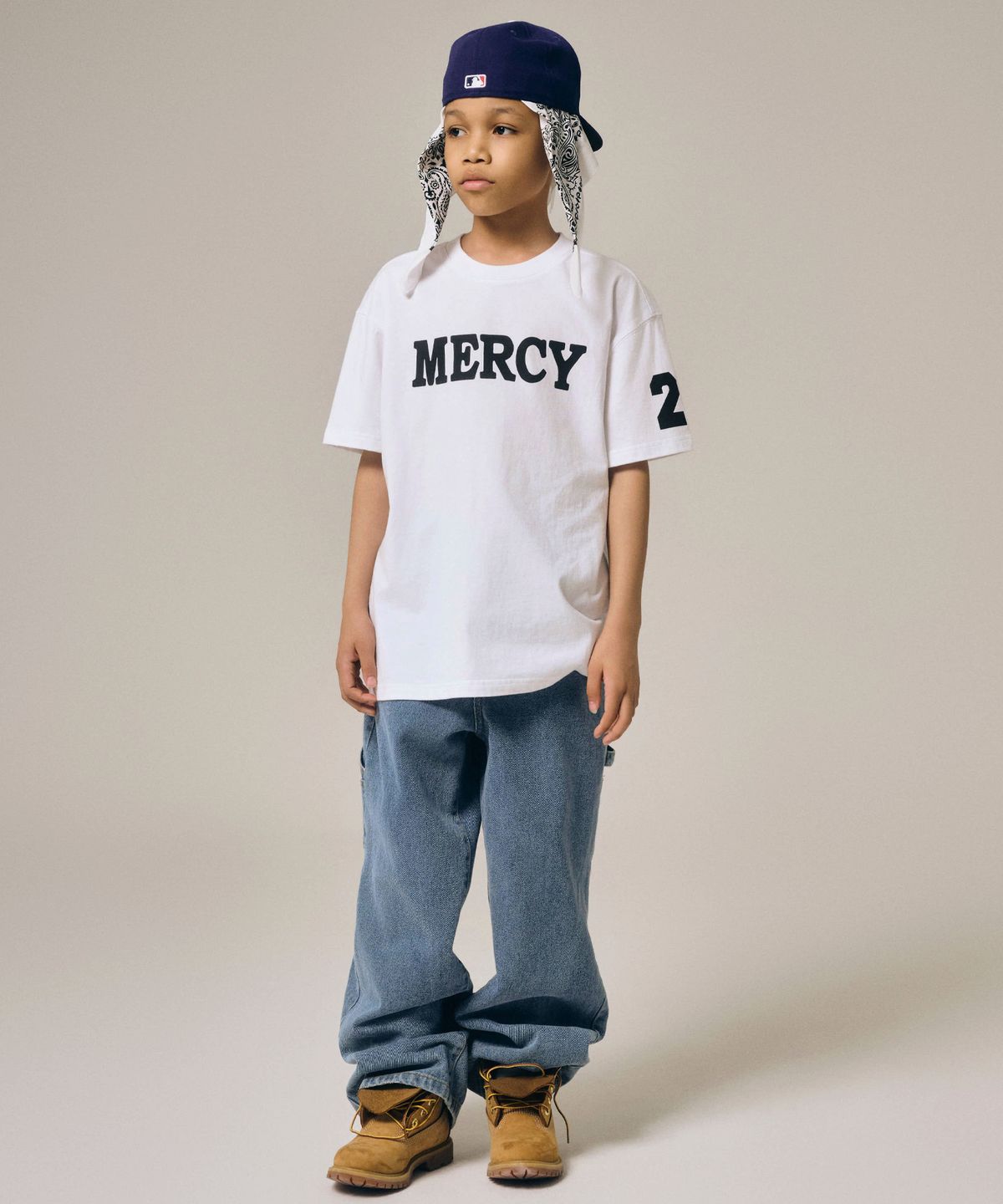 테이크이지 키즈(TAKEASY KIDS) 자이언트핏 레터링 티셔츠 (화이트)
