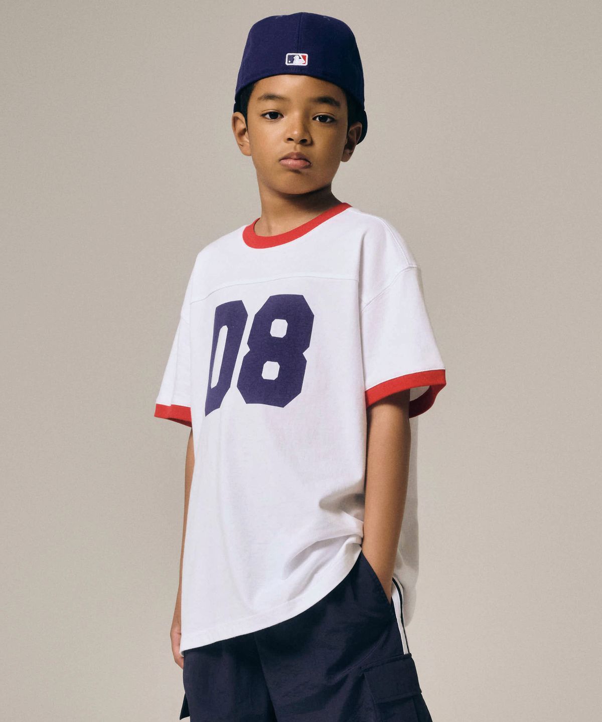 테이크이지 키즈(TAKEASY KIDS) 자이언트핏 링거 티셔츠 (화이트/배색레드)