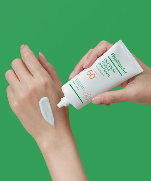 Real Barrier Cica Green Tone-Up Sunscreen 50ML x 2 + [Gift] Extreme Cream Light 25ML + Blemish Serum 10ML + Cleansing Foam 15ML