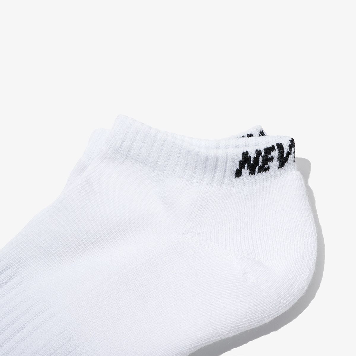뉴에라(NEW ERA) 베이직 노 쇼 삭스 3팩 화이트 14475420