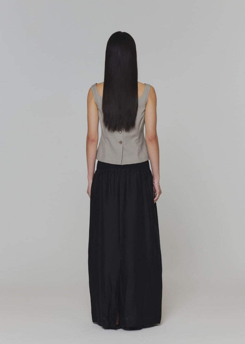 MUSINSA | AMOMENTO SCOOP NECK TWO WAY VEST