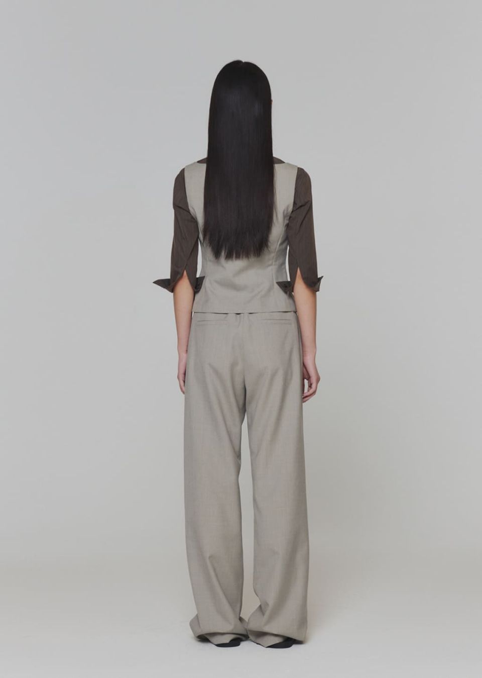 MUSINSA | AMOMENTO SCOOP NECK TWO WAY VEST