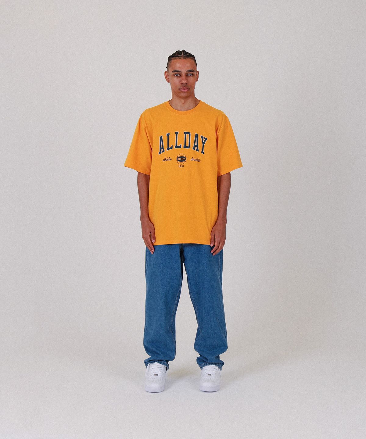 올데이훕스(ALL DAY HOOPS) 올데이 아치로고 반팔티 머스타드
