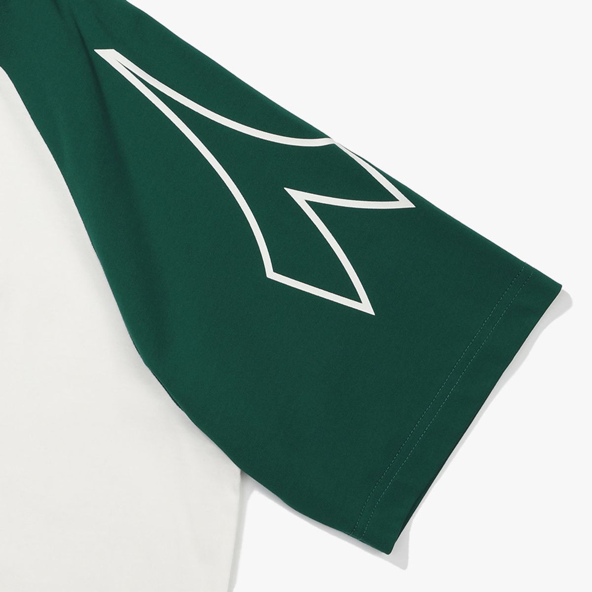 디아도라(diadora) 벤토 래글런 반팔 티셔츠 OFF WHITE