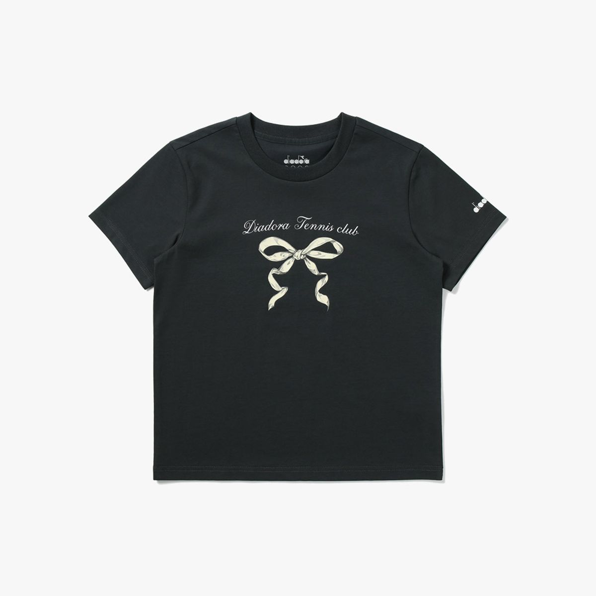 디아도라(diadora) 테니스 리본 그래픽 반팔 티셔츠 DARK GREY