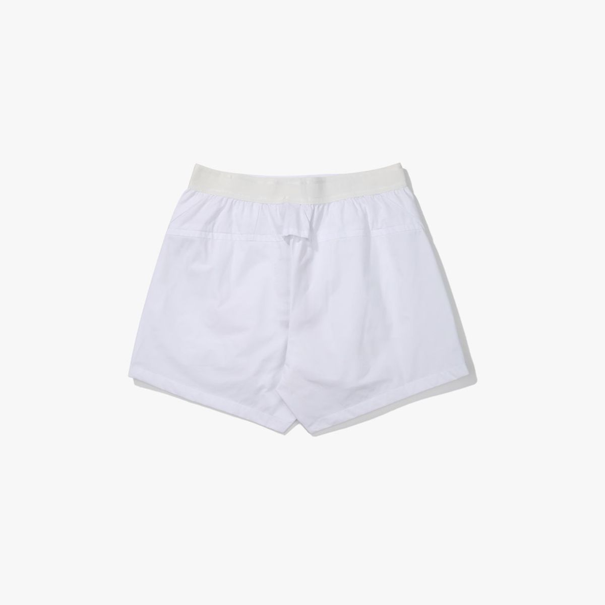 디아도라(diadora) 소프트 스트레치 쇼츠 우먼 WHITE
