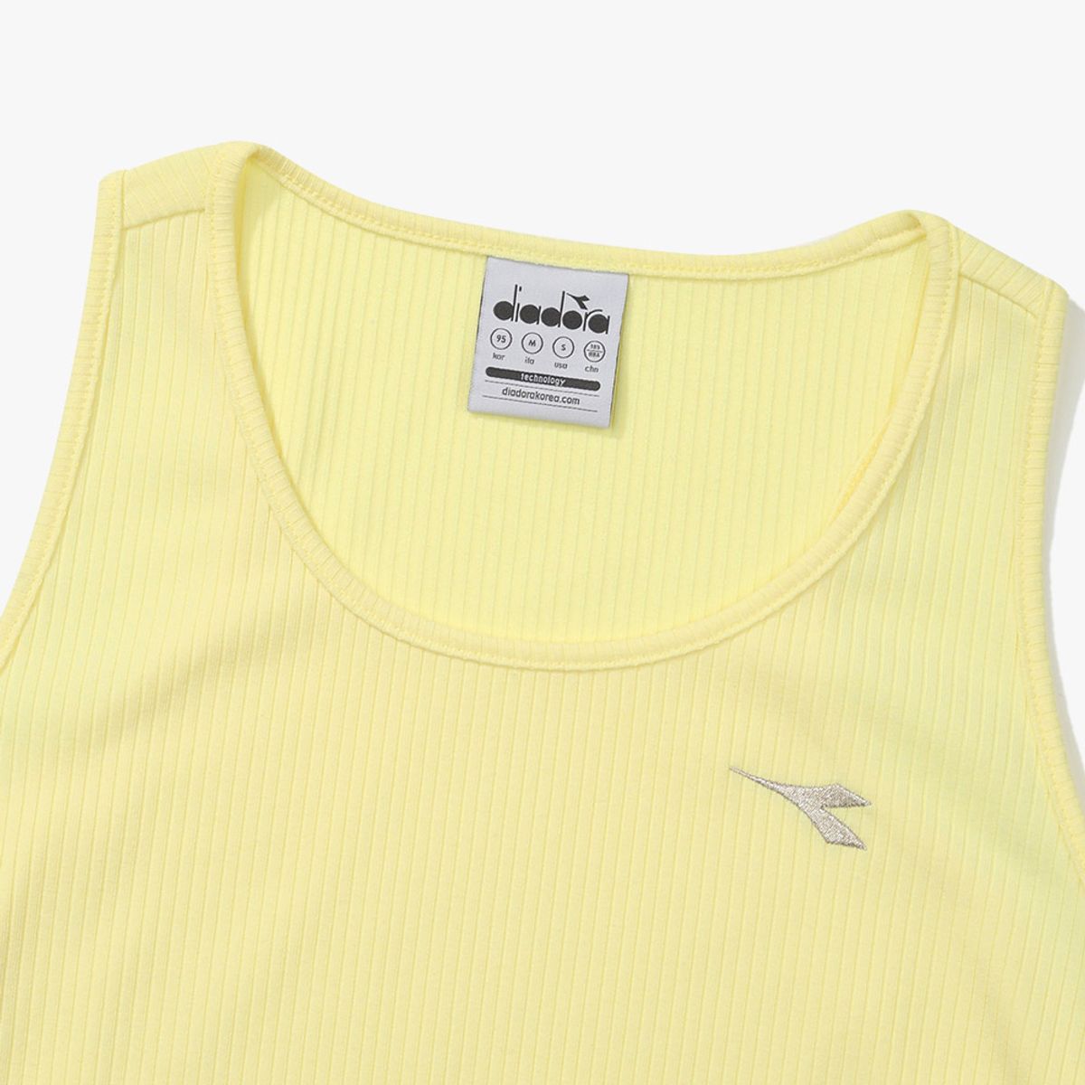 디아도라(diadora) 플레르 셔링 슬리브리스 우먼 YELLOW