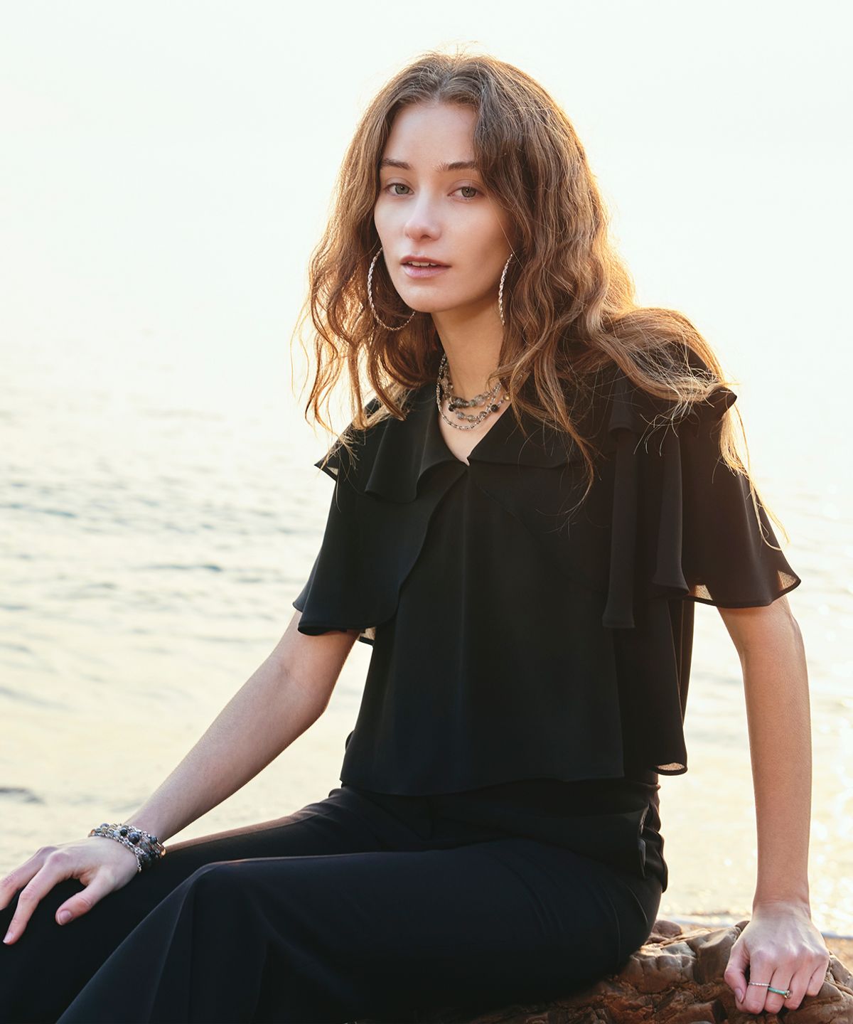 아이스가든에이오공팔(ICE GARDEN A.508) Scarf Detail Blouse_Black