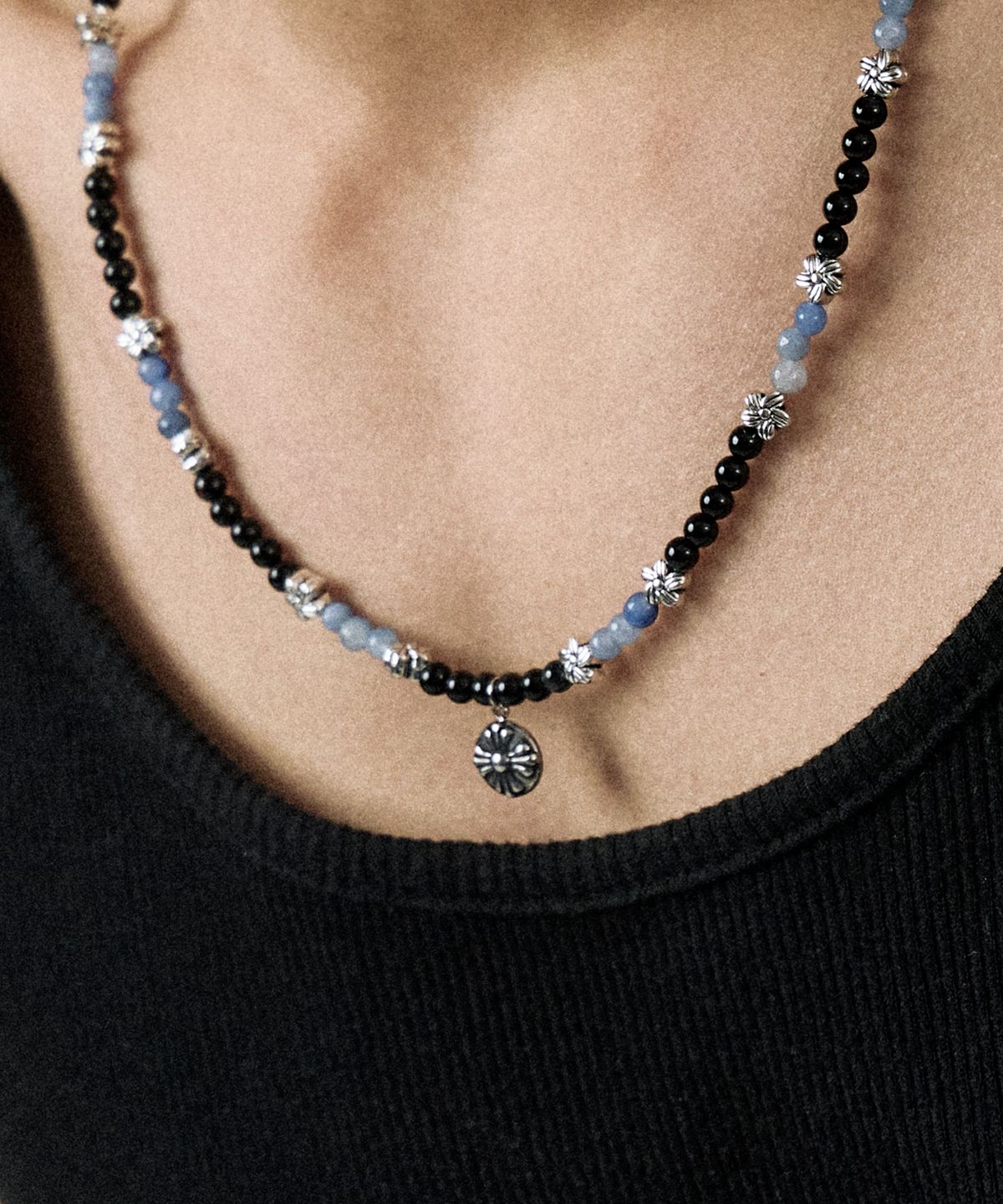 네이키드블러드(NAKEDBLOOD) [HANDMADE] MIDNIGHT BLOOM Beads Necklace