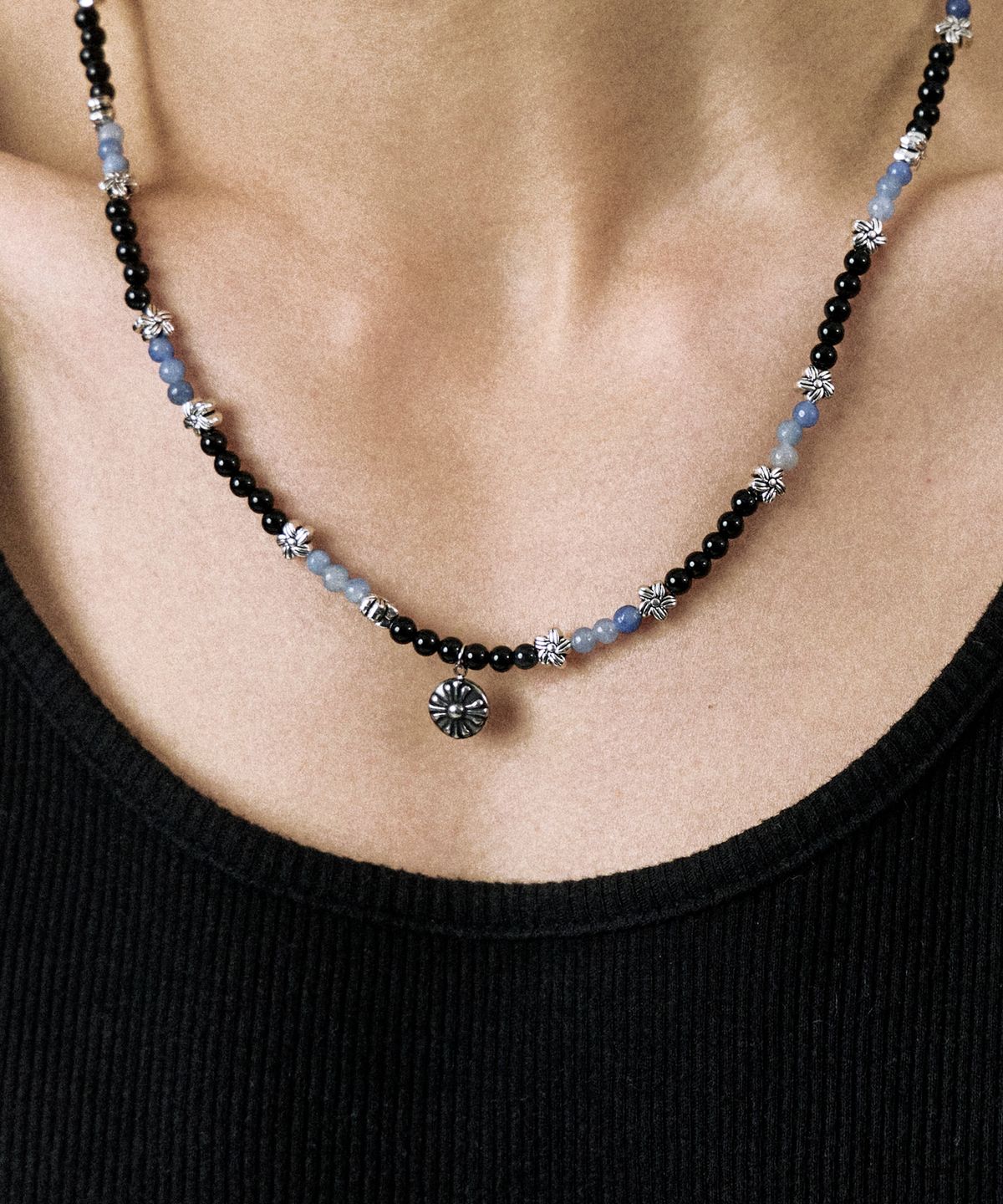 네이키드블러드(NAKEDBLOOD) [HANDMADE] MIDNIGHT BLOOM Beads Necklace