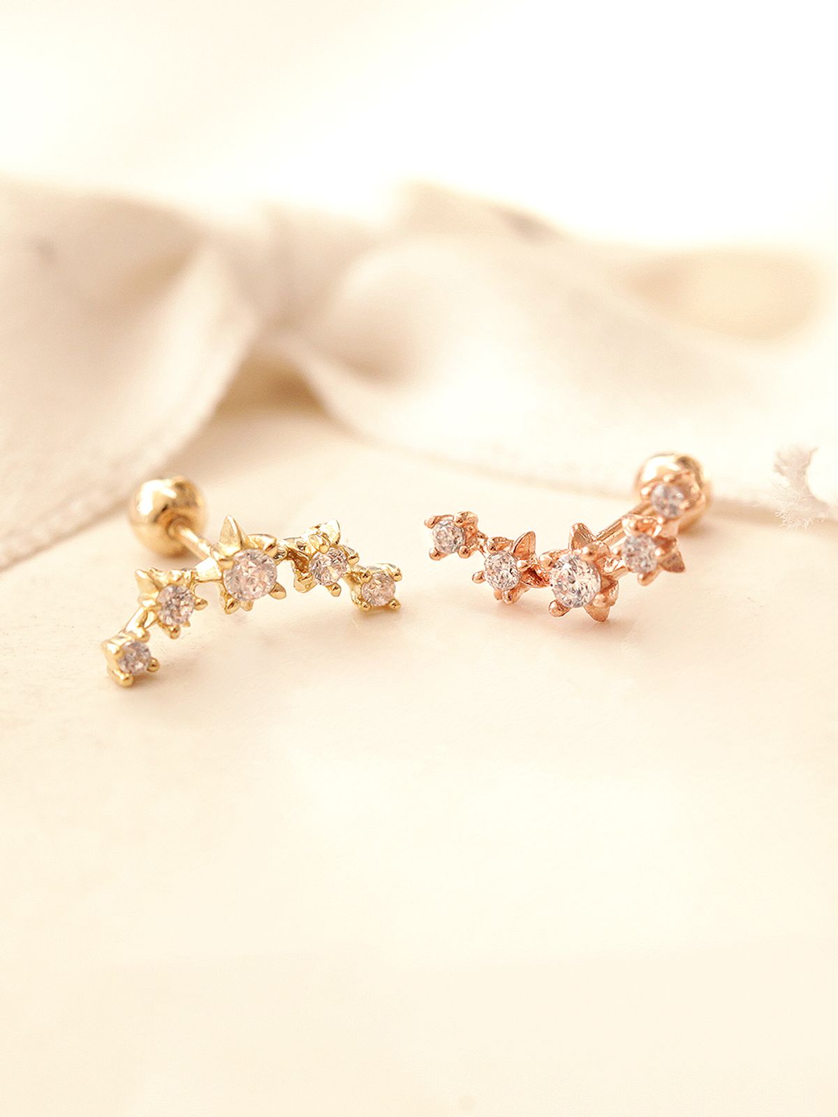 미니멀피어싱(MINIMALPIERCING) 14K 스터드 큐빅 커브 피어싱 귀걸이