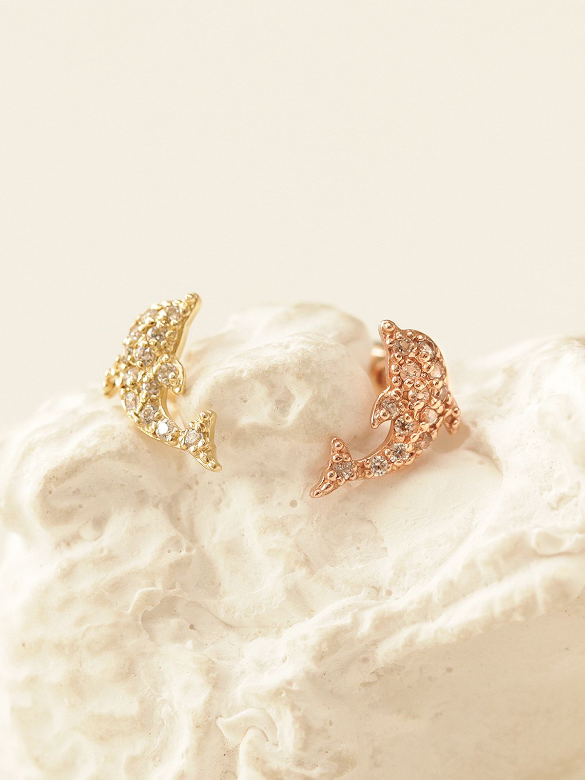 미니멀피어싱(MINIMALPIERCING) 14K 블링 돌고래 피어싱 귀걸이