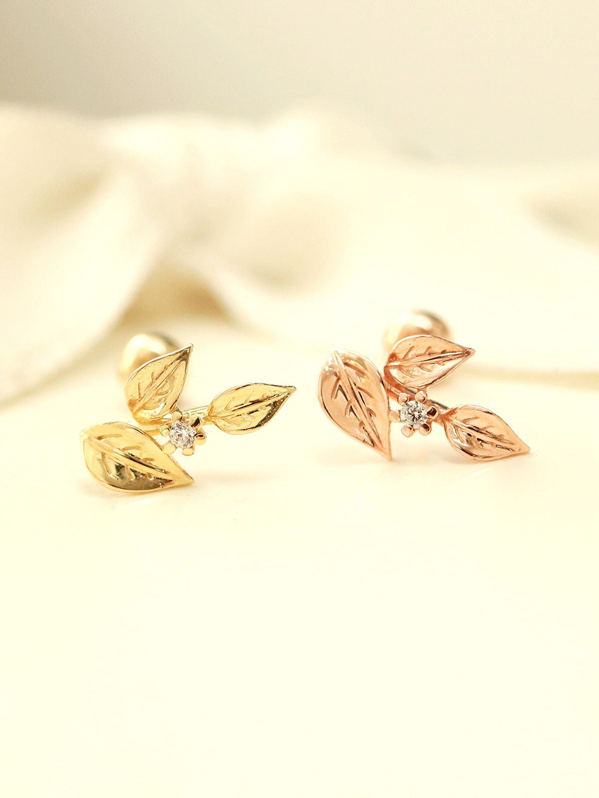 미니멀피어싱(MINIMALPIERCING) 14K 골드 세잎 리프 피어싱 귀걸이