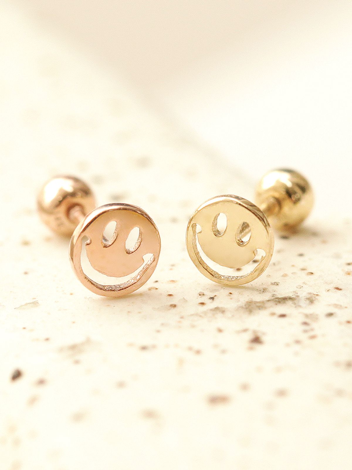 미니멀피어싱(MINIMALPIERCING) 14K 미니미 스마일 피어싱 귀걸이