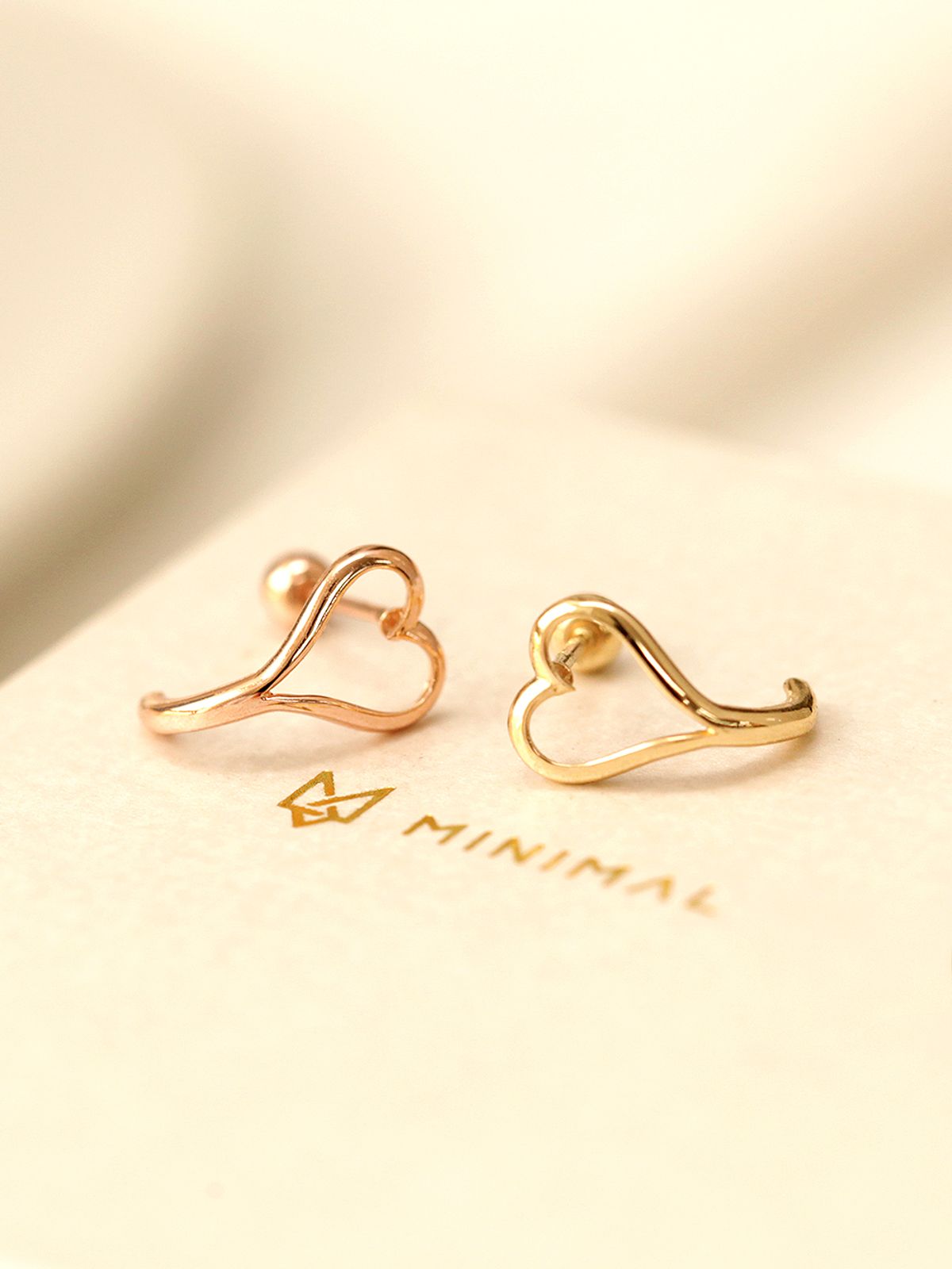미니멀피어싱(MINIMALPIERCING) 14K 하트 포인트 하프 링 피어싱 귀걸이