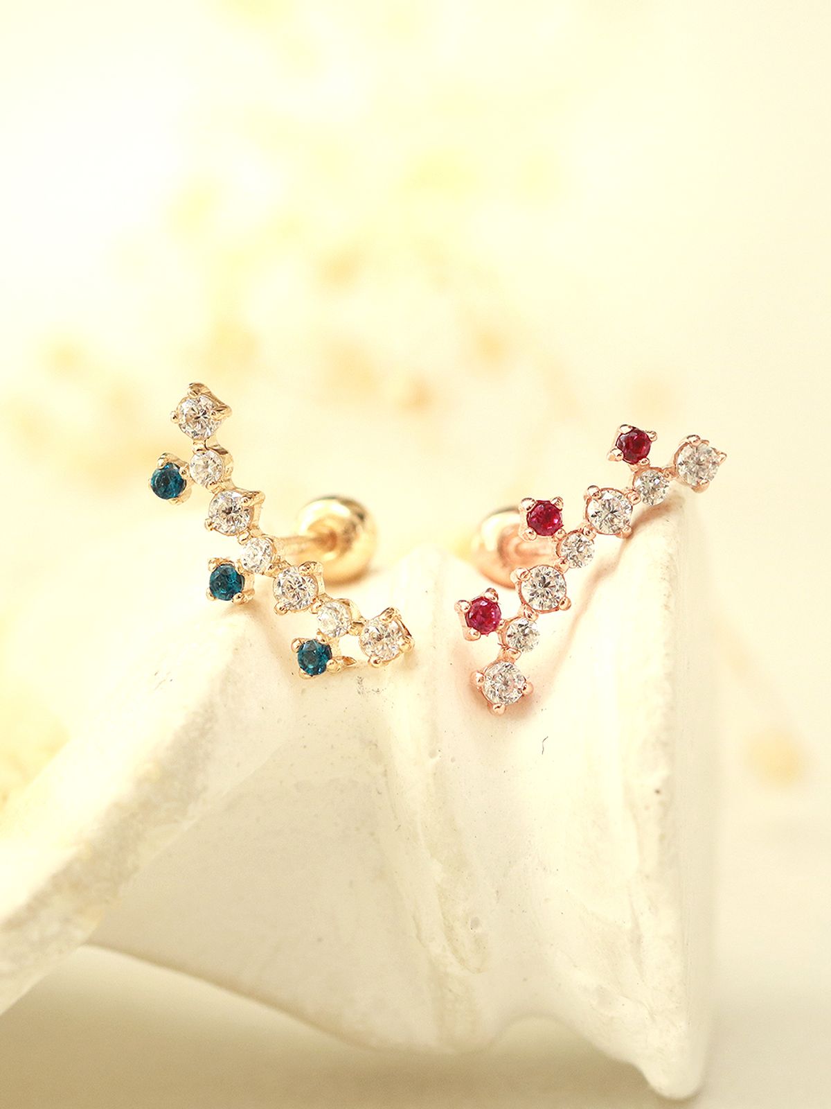 미니멀피어싱(MINIMALPIERCING) 14K 크라운 숏커브 큐빅 피어싱 귀걸이