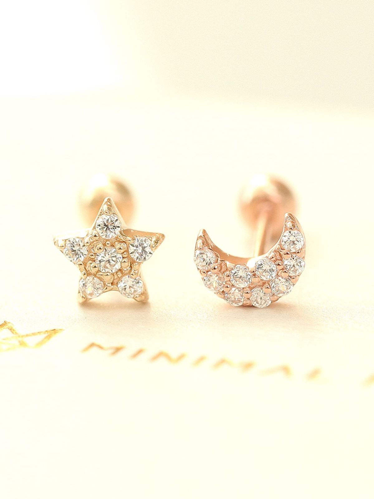 미니멀피어싱(MINIMALPIERCING) 14K 미니 통통 큐빅 달 별 피어싱 귀걸이