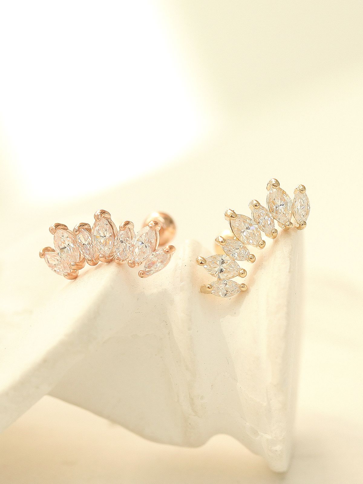 미니멀피어싱(MINIMALPIERCING) 14K 티아라 피어싱 귀걸이