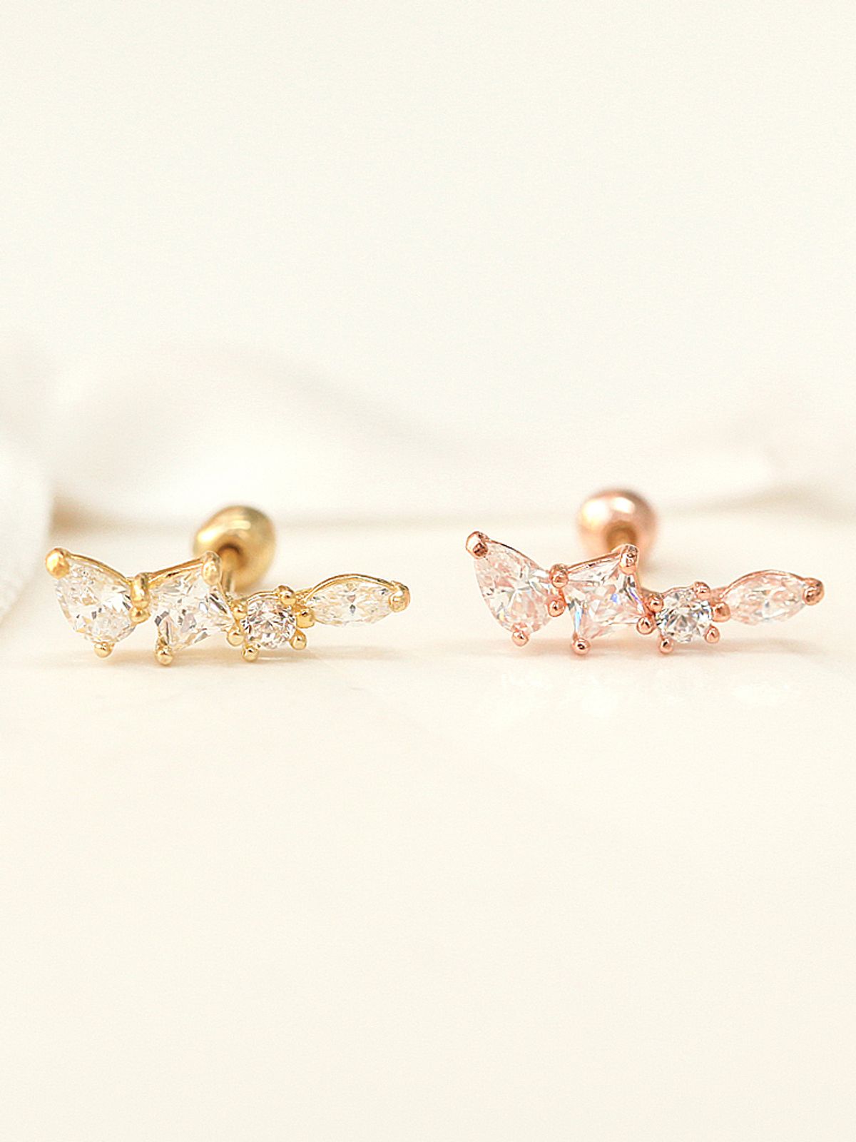 미니멀피어싱(MINIMALPIERCING) 14K 리프 큐빅 피어싱 귀걸이