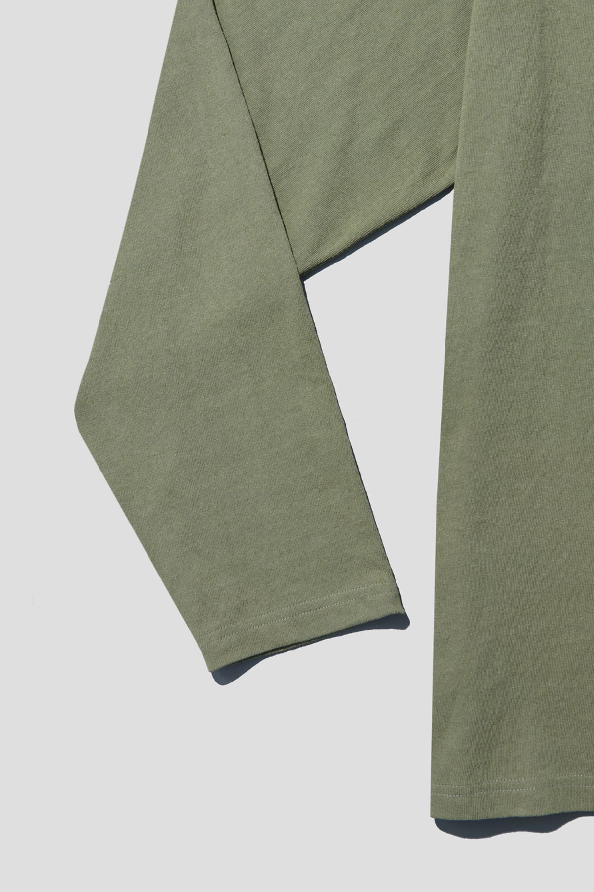 어텐즈(ATTENDS) Basic Long Sleeve Tee Shirt (Washing Khaki)
