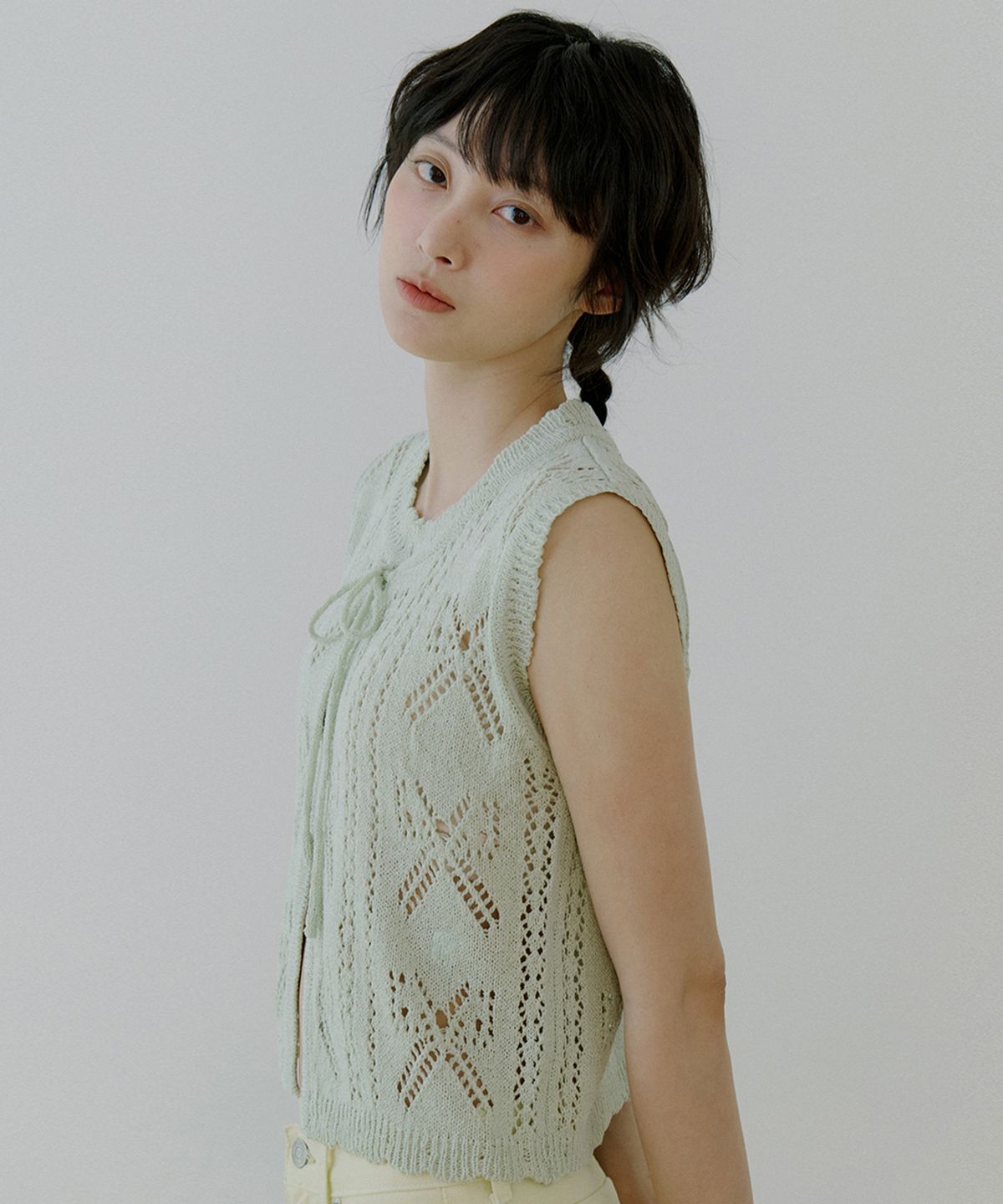 리올그(REORG) WOI CROCHET VEST PASTEL GREEN