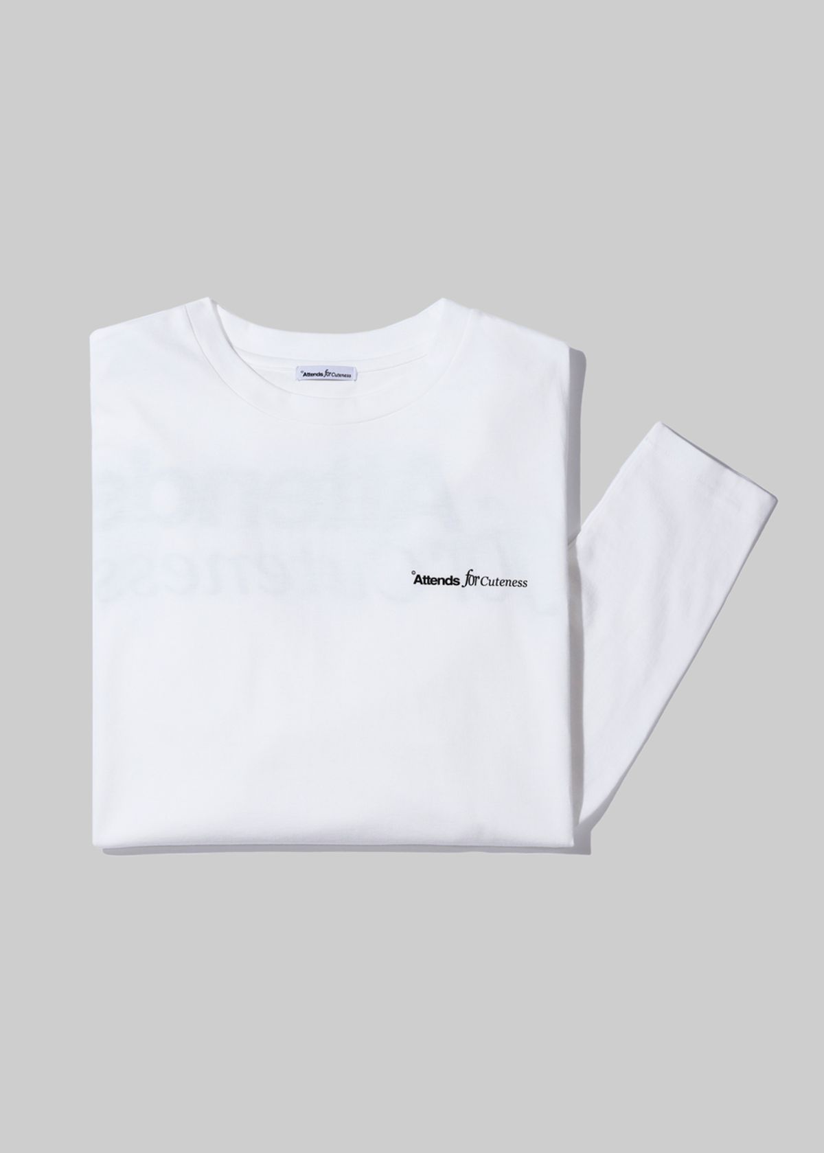어텐즈(ATTENDS) White Long Sleeveless Tee Shirt