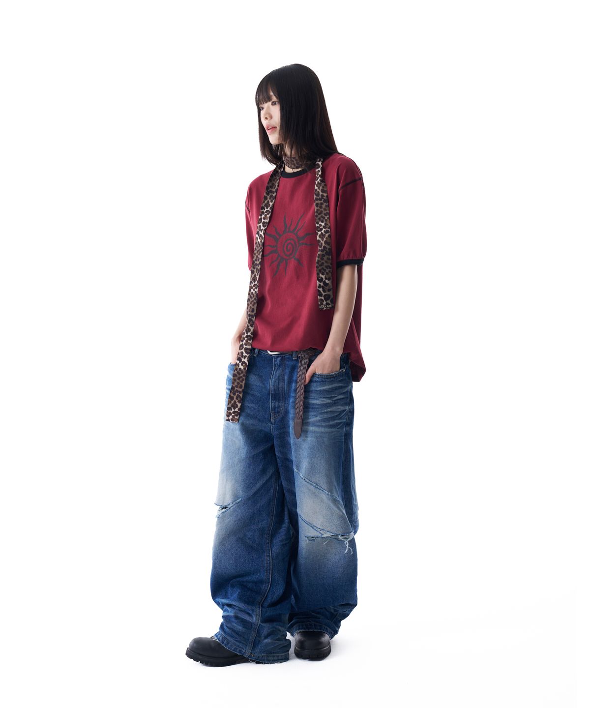 아캄(AAKAM) Cracked Sun Ringer Top (Wine)