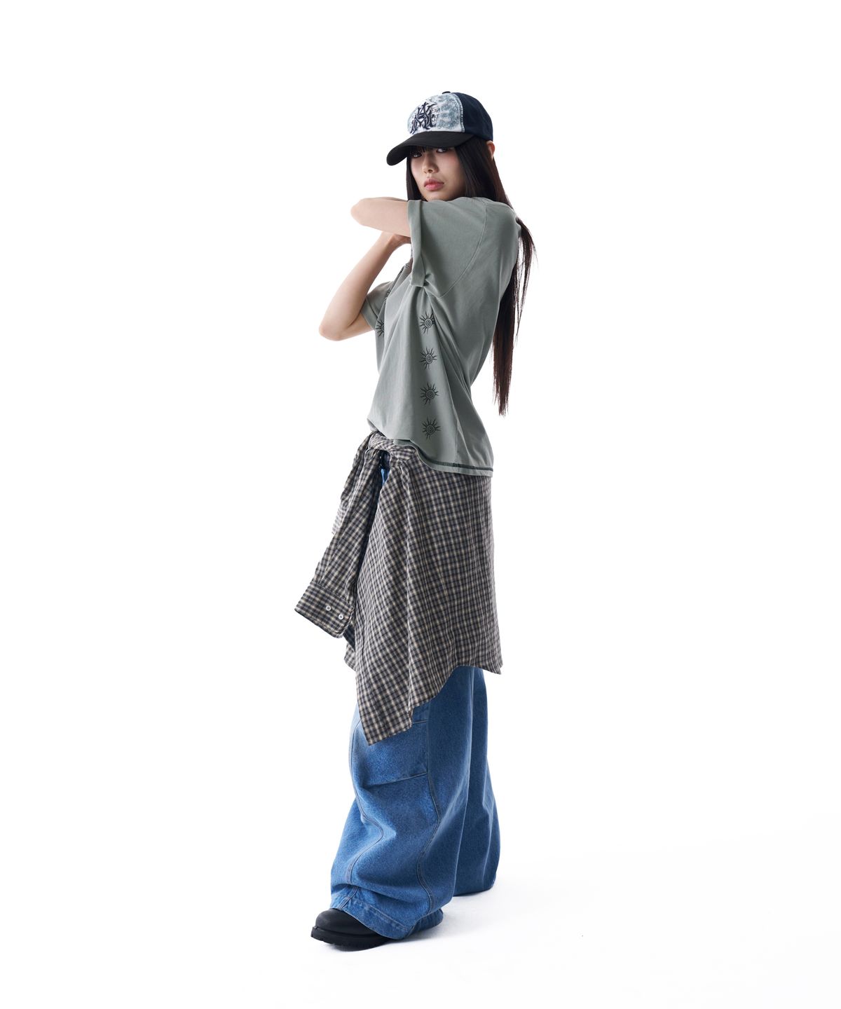 아캄(AAKAM) Cracked Sun Half Top (Khaki)