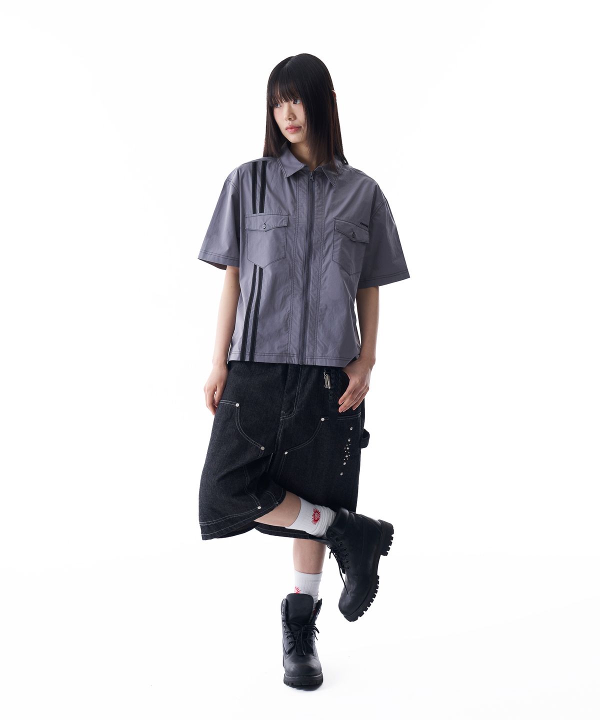 아캄(AAKAM) Studded Double Knee Bermuda Denim Pants (Black)