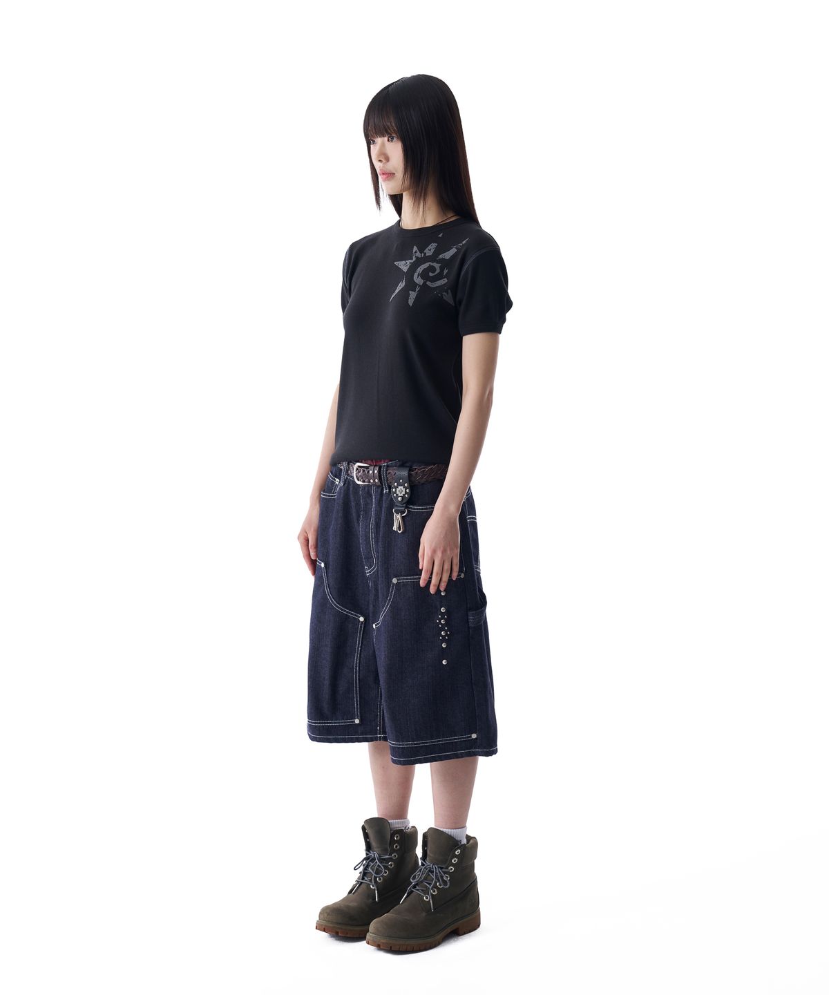 아캄(AAKAM) Studded Double Knee Bermuda Denim Pants (Dark Blue)