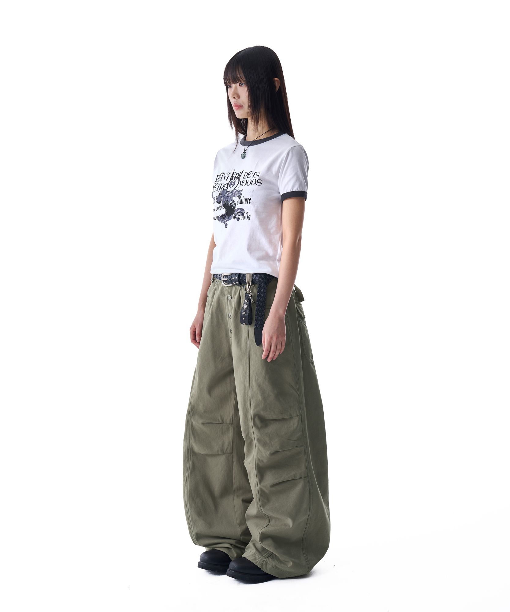 MUSINSA | AAKAM Knee Pin-tuck Studded Cotton Pants (Khaki)