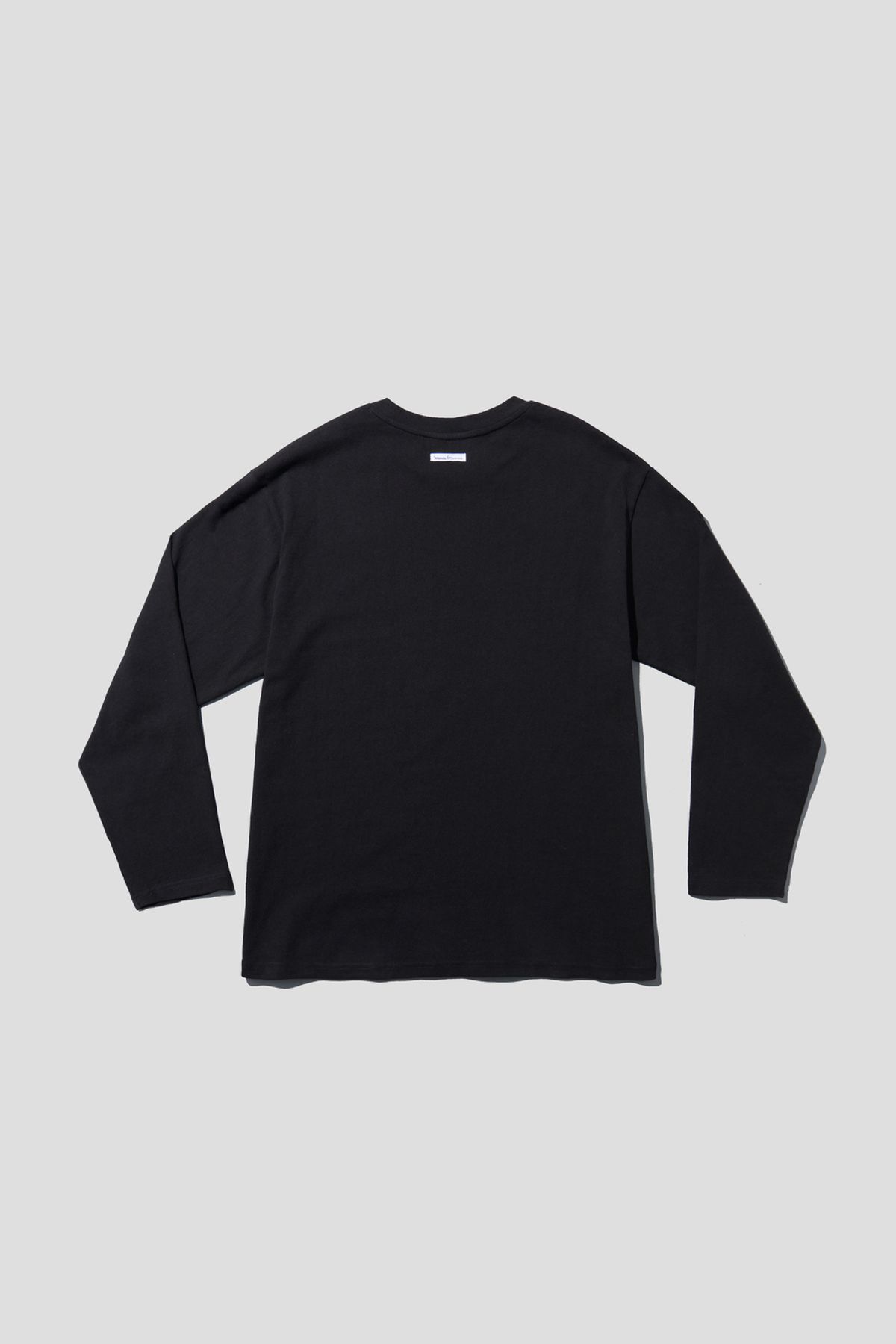 어텐즈(ATTENDS) Basic Long Sleeve Tee Shirt (Black)