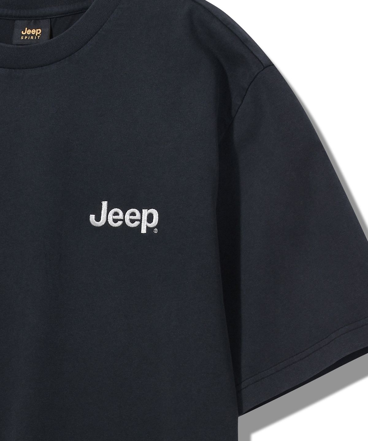 지프(JEEP) 피그먼트 M-Logo 그래픽 반팔티 (JQ5TSU673BK)