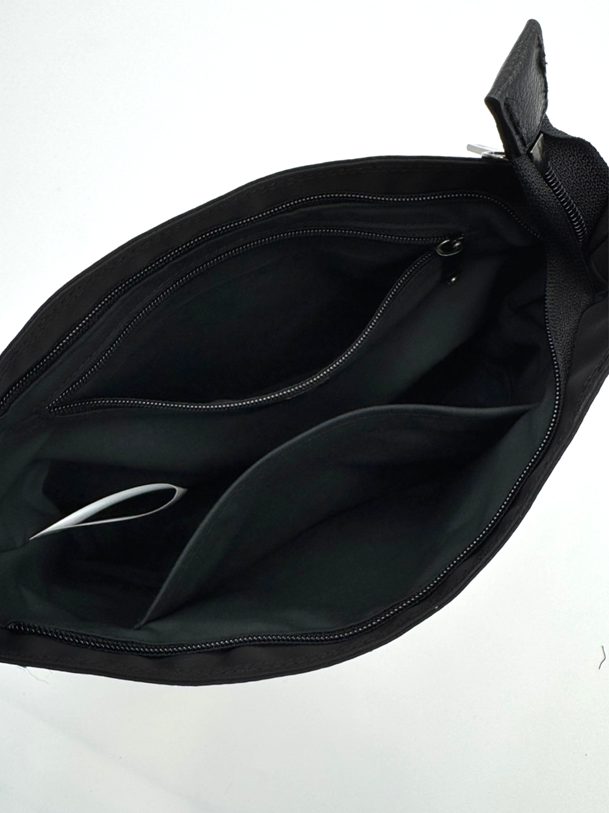 킬리안(KYLIAN) Lad Nylon Shoulder 라드 나일론 숄더백