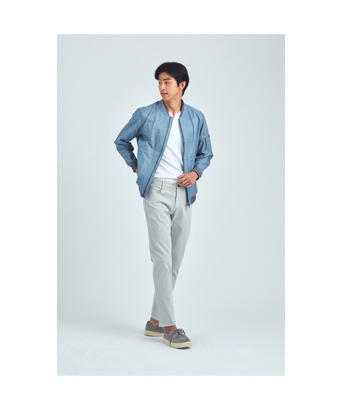 브렌우드(BRENTWOOD) 에센셜쿨 슬릿넥 티셔츠 BRTAM25461WHX